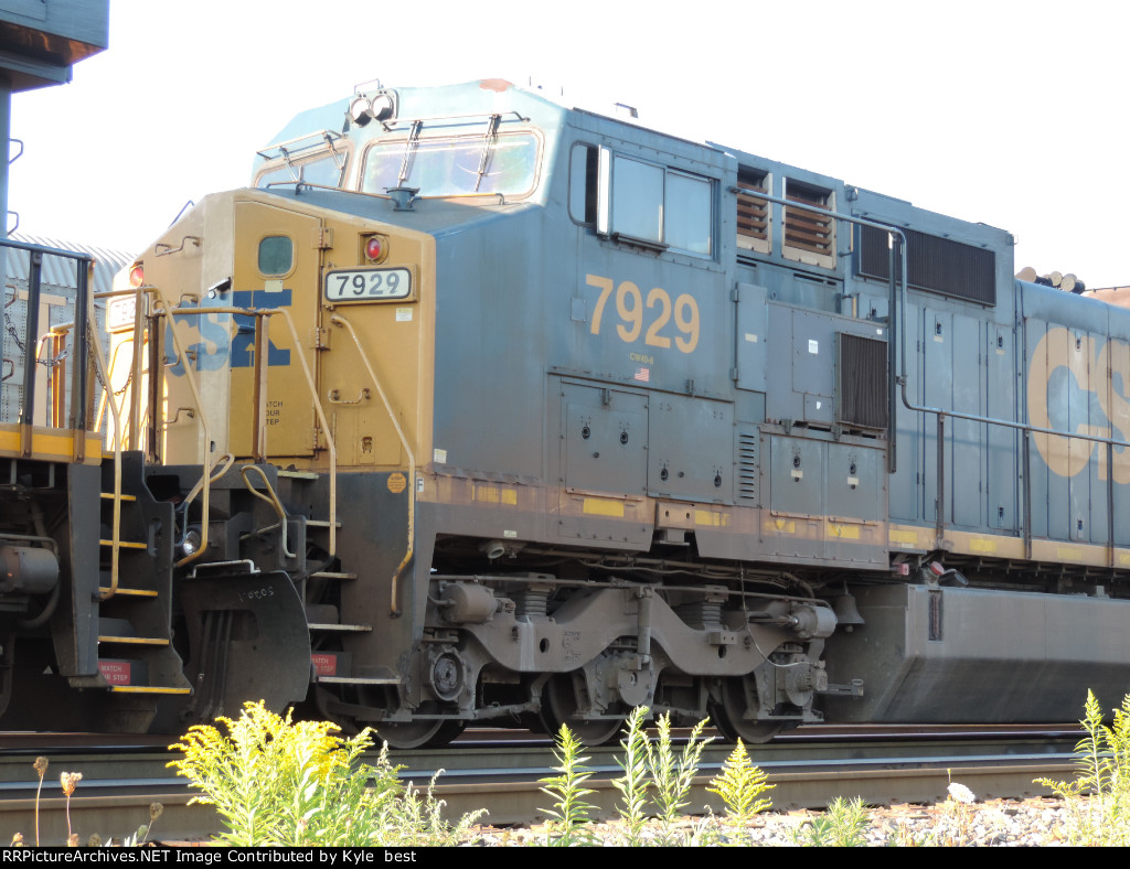 CSX 7929 